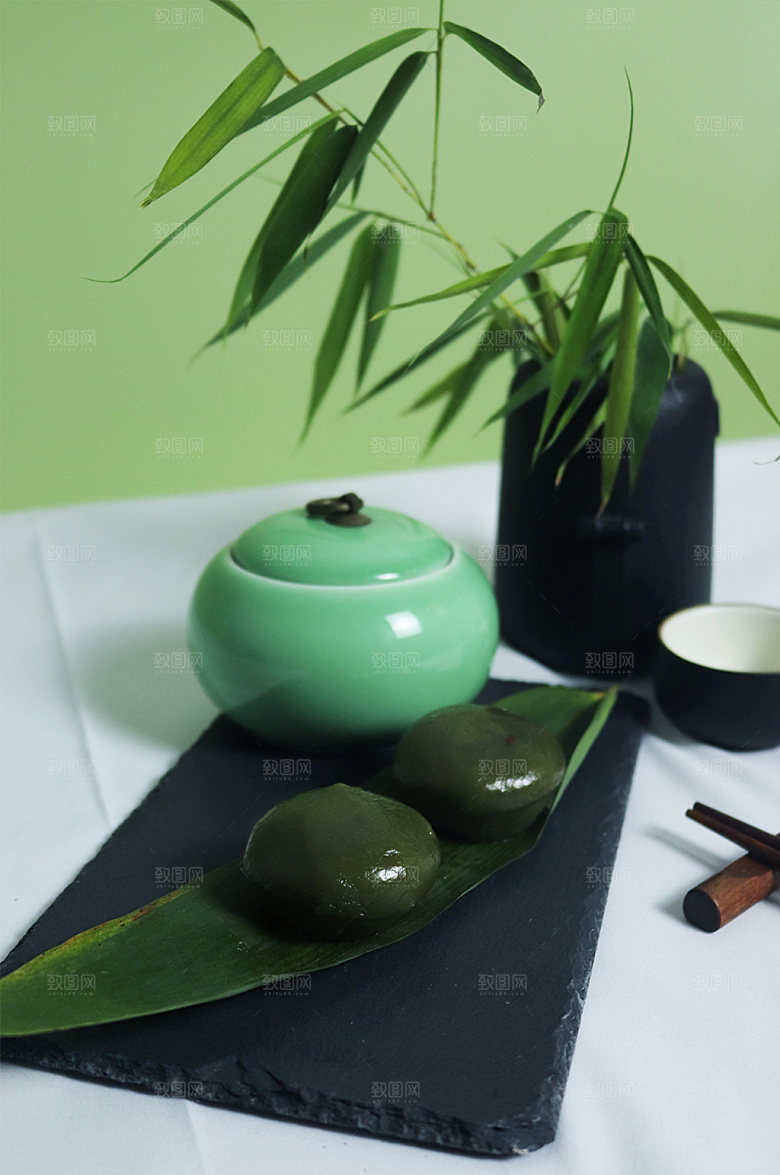 竹子清明节青团摄影图青团照片