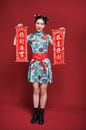 国潮旗袍女人对联春联摄影图