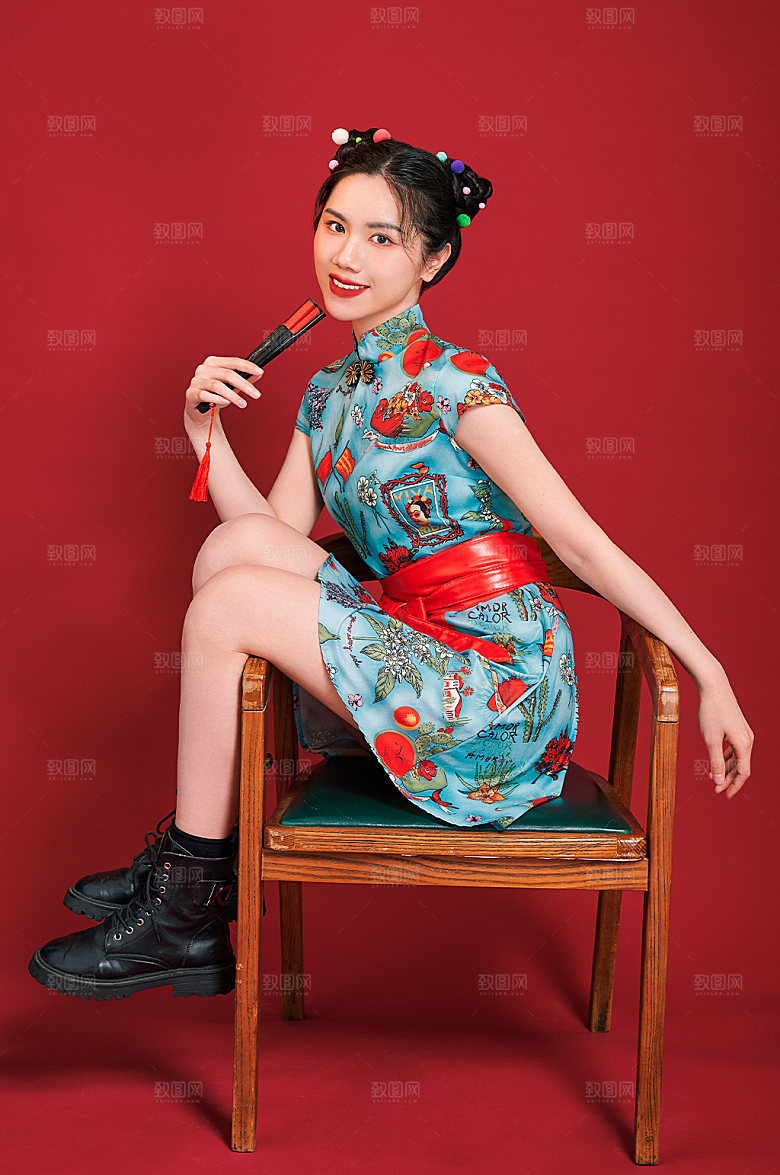 美妆造型旗袍女生人物摄影图片