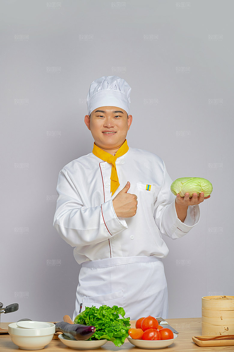 餐饮厨师服人物拿蔬菜摄影
