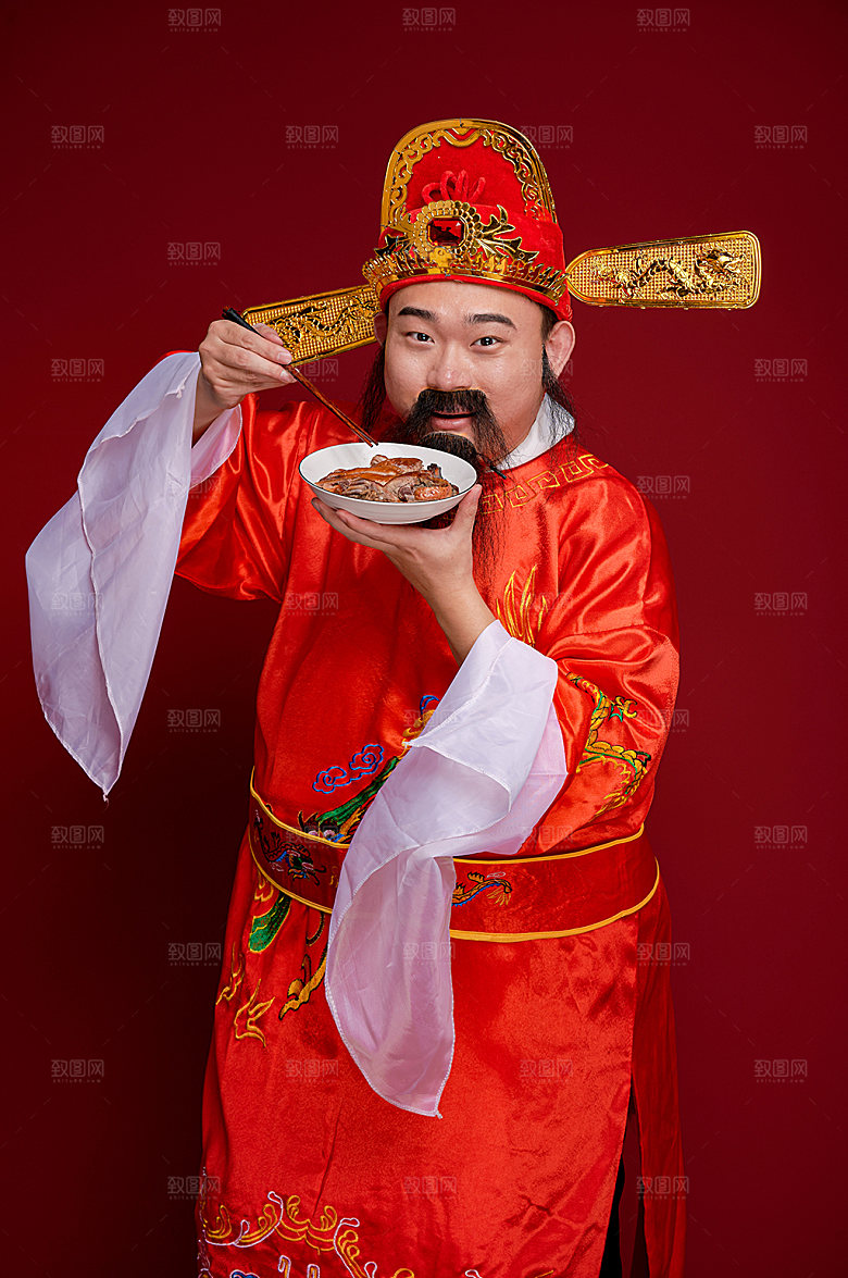国潮新年财神爷手拿烤鸭摄影图