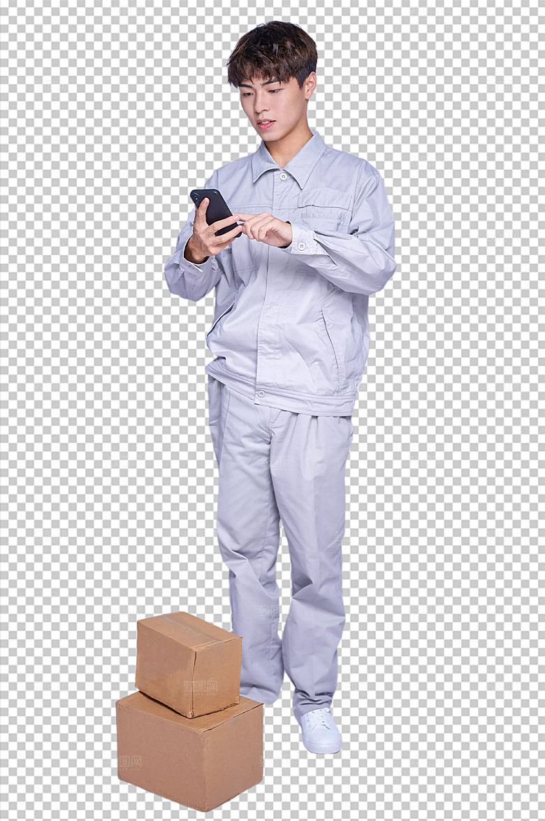 快递人物看手机免抠PNG摄影图片
