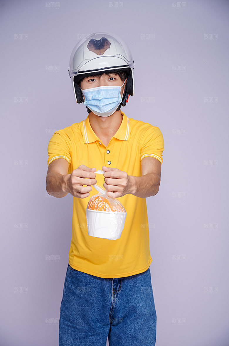 戴口罩配送员人物精修商业摄影图片