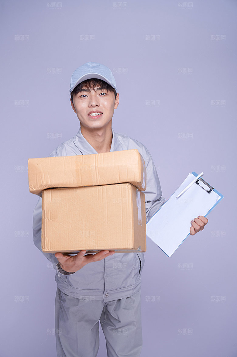 快递小哥单手递快递商业摄影图片