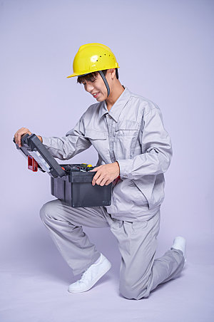 安全帽工具箱工人商业摄影图片
