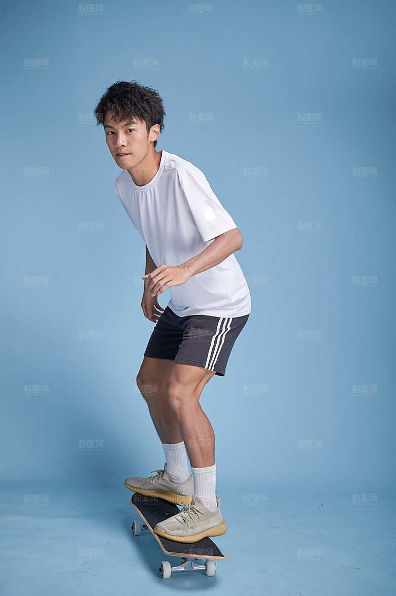 酷炫滑板男孩运动人物摄影图