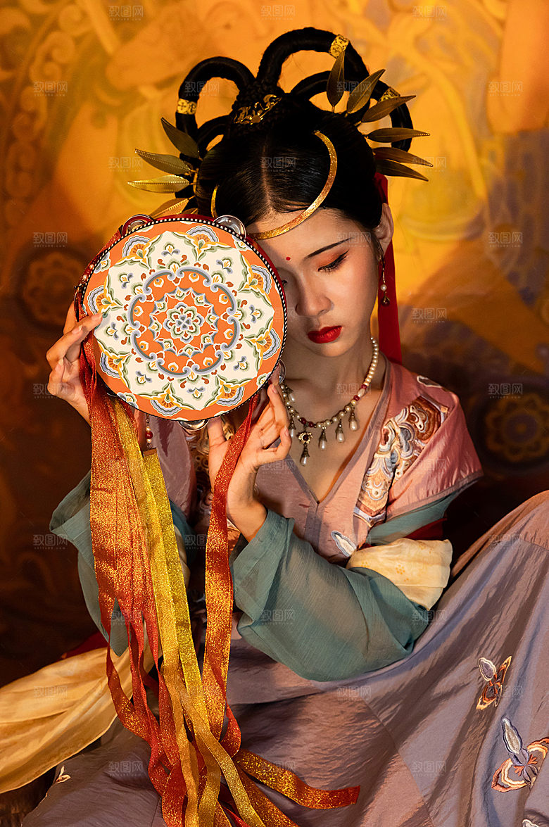 创意敦煌飞天仙女人物摄影图