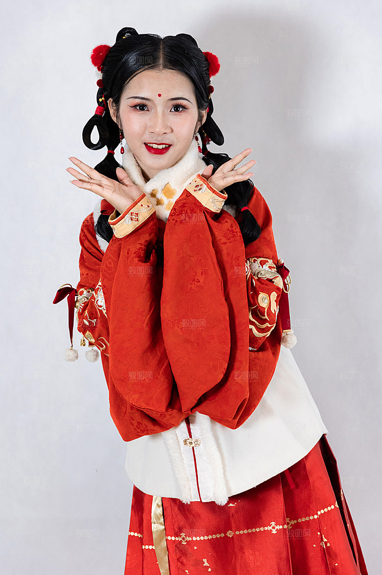 可爱红色汉服女生摄影精修图片