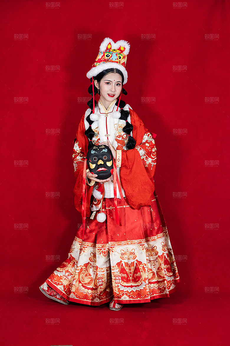 新年女孩拜年国潮国风摄影图片