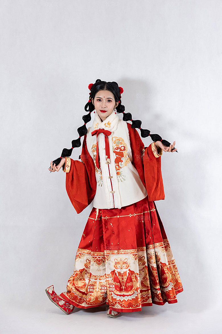 汉服女孩国潮风拜年精美摄影图片