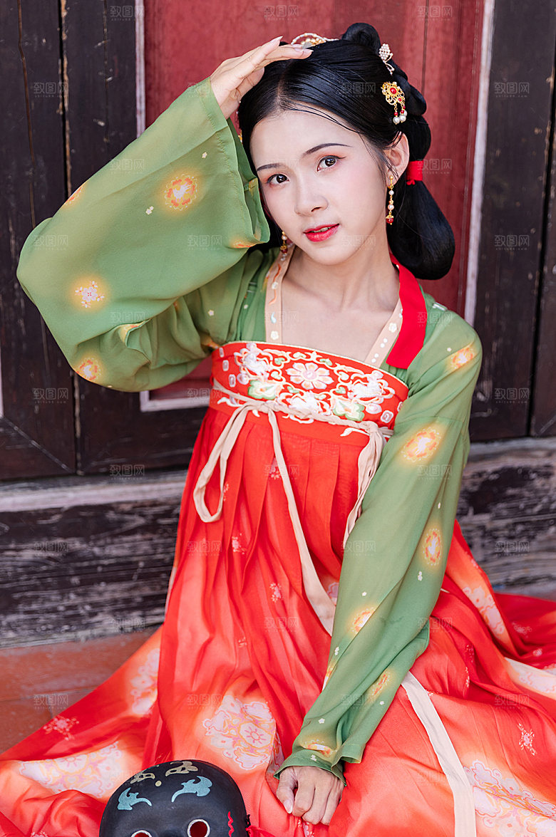 唐宫夜宴汉服人物精修摄影图片