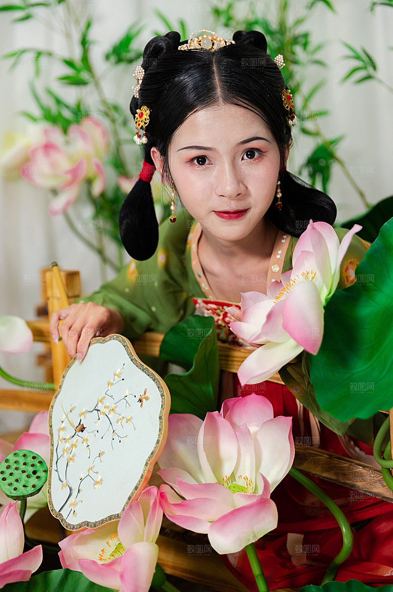 古风汉服女性人物唯美摄影图片