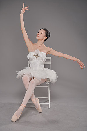 高端芭蕾舞跳舞舞蹈人物摄影图片