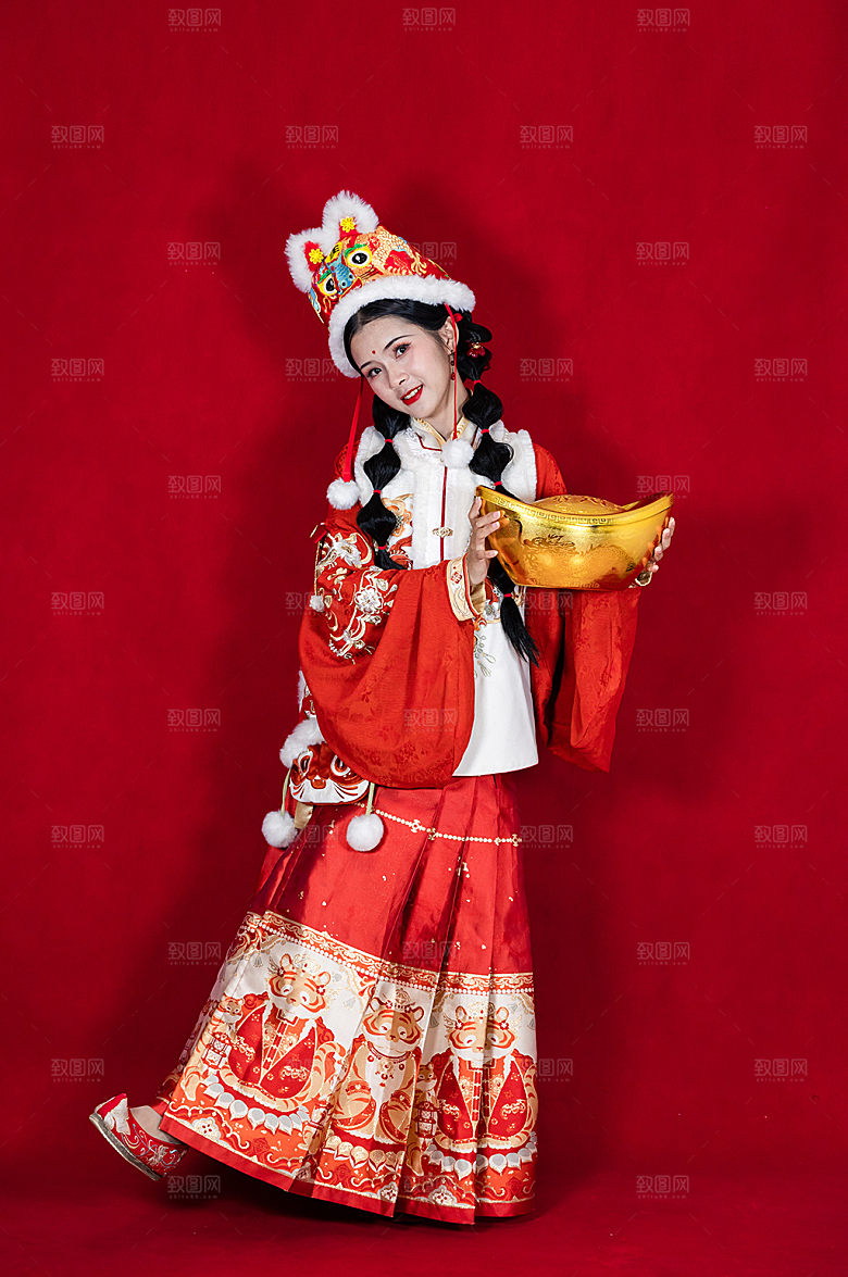 精美汉服女生新年人物摄影图片