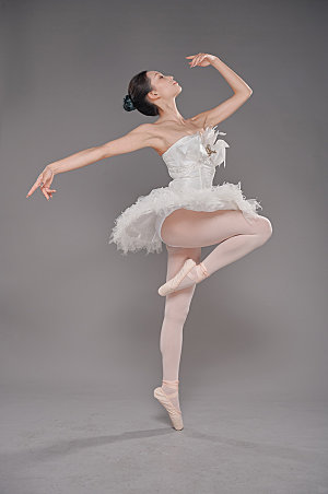 唯美芭蕾跳舞舞蹈人物摄影图片