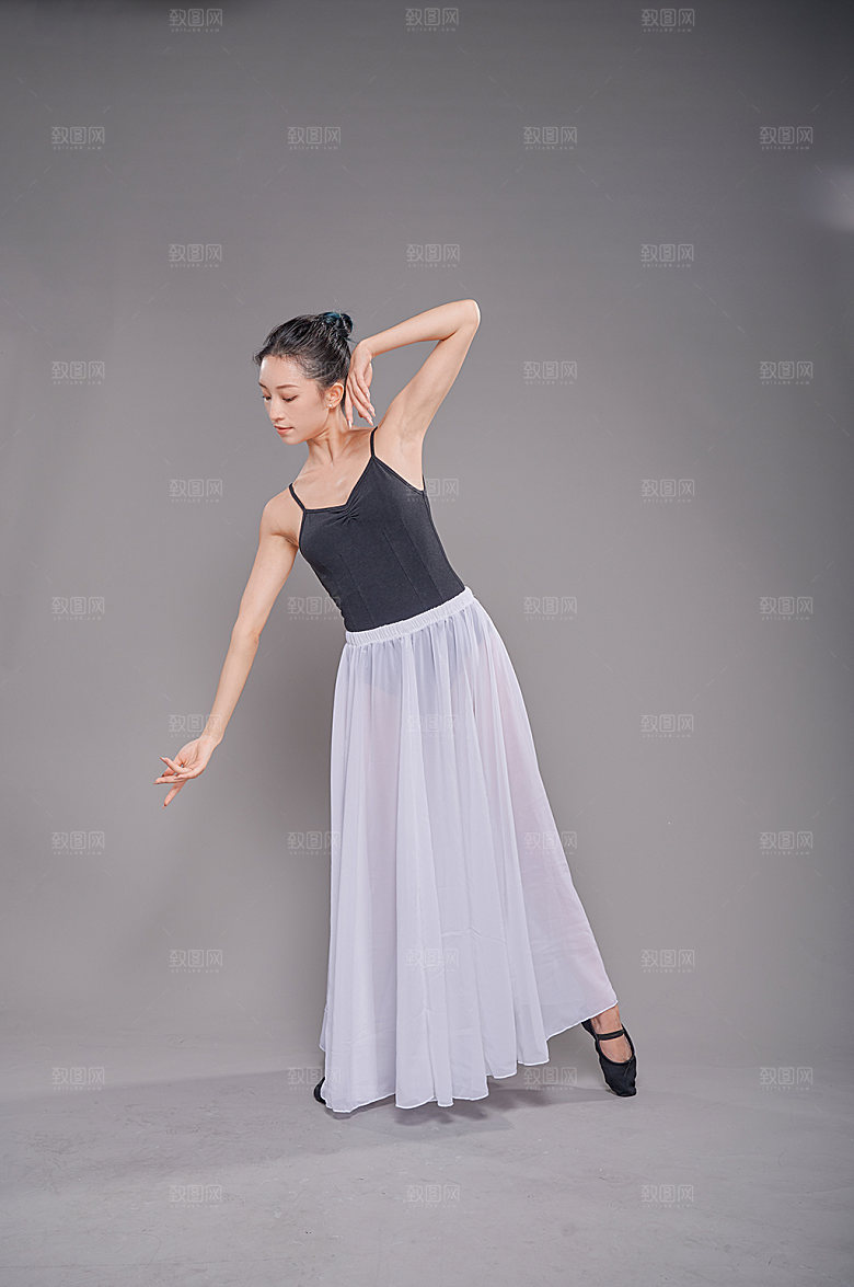 唯美舞蹈女性现代舞人物摄影图片