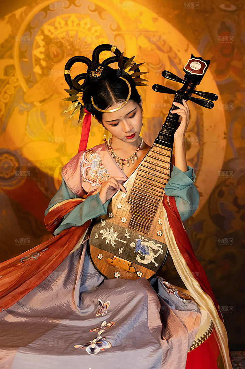 汉服敦煌飞天舞蹈女生人物摄影图