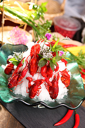 小龙虾海鲜火锅美食菜品摄影图片
