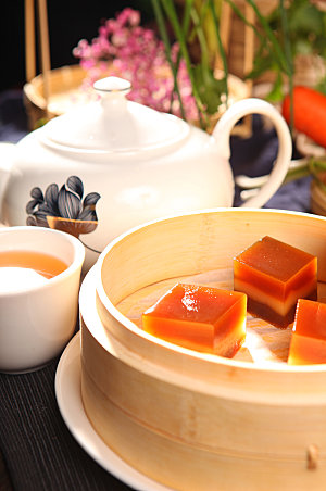 港式早茶水晶红糖糕美食菜品摄影图片