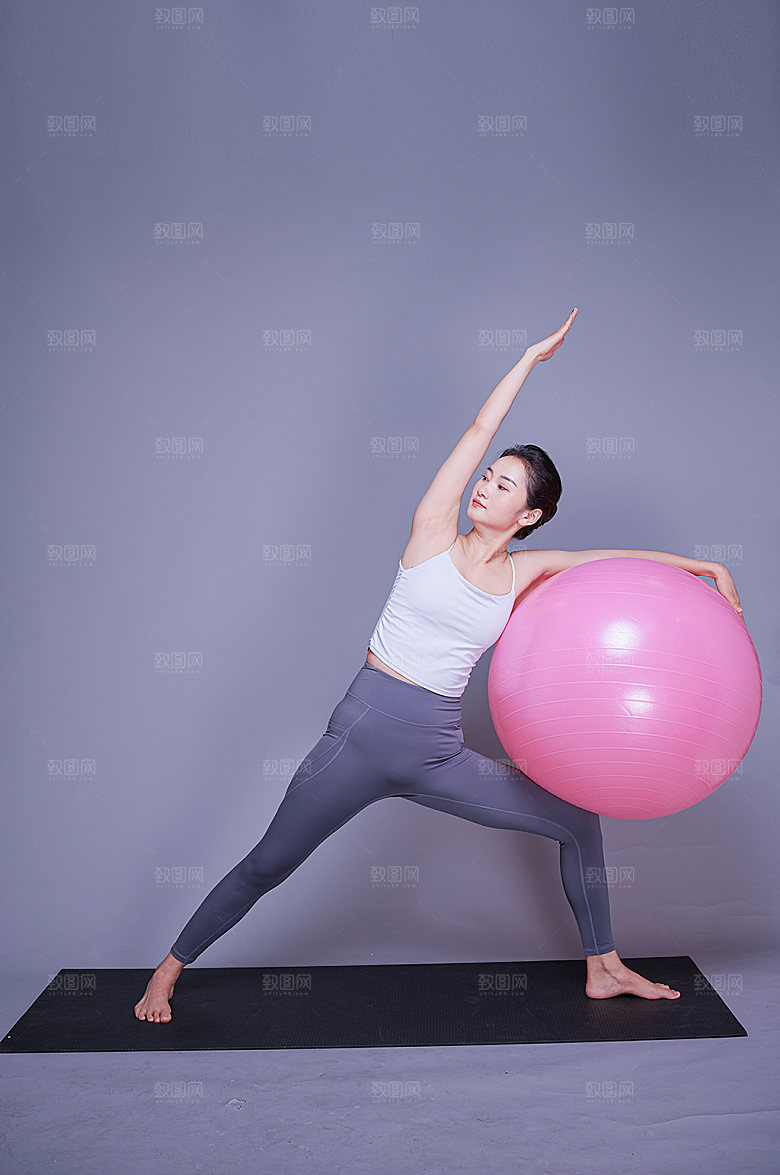 瑜伽动作女生商业人物摄影图片