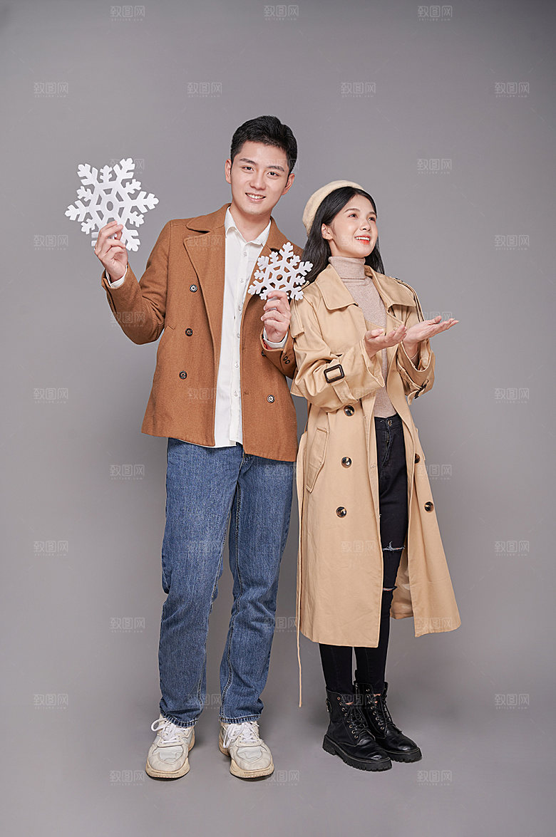 现代秋冬情侣人物精修商业摄影图片