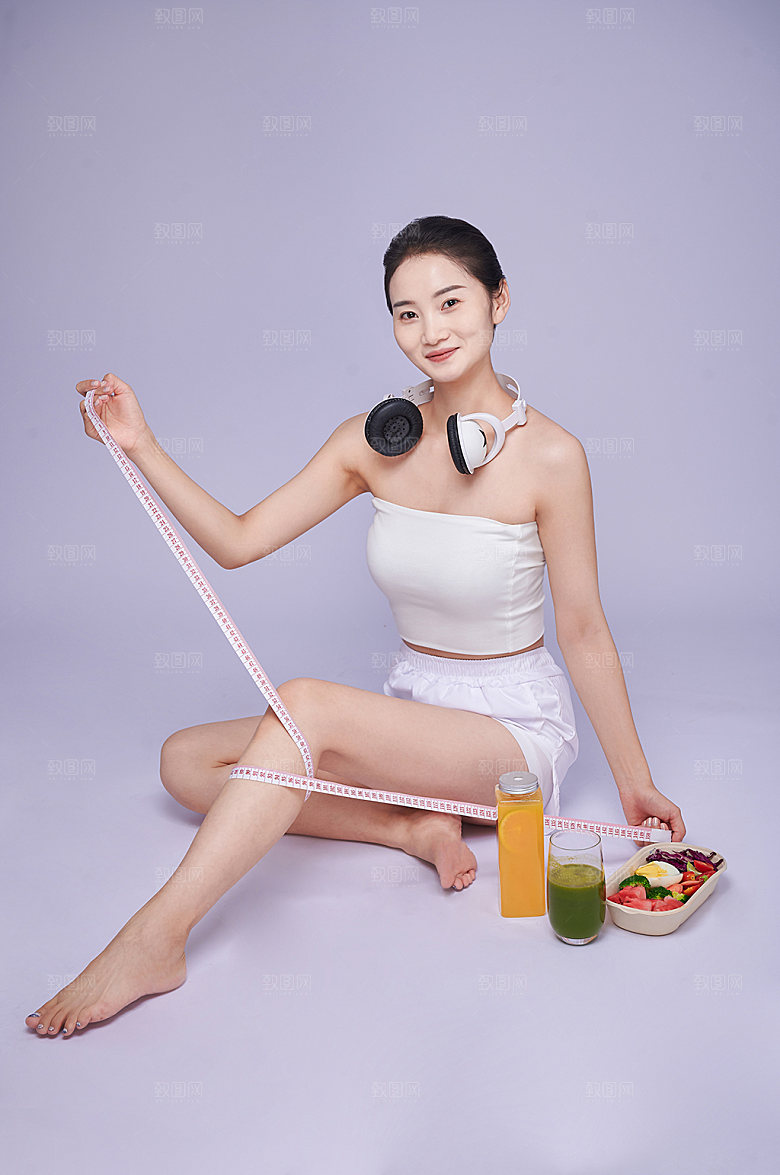 健身美体女性人物精修减肥摄影图
