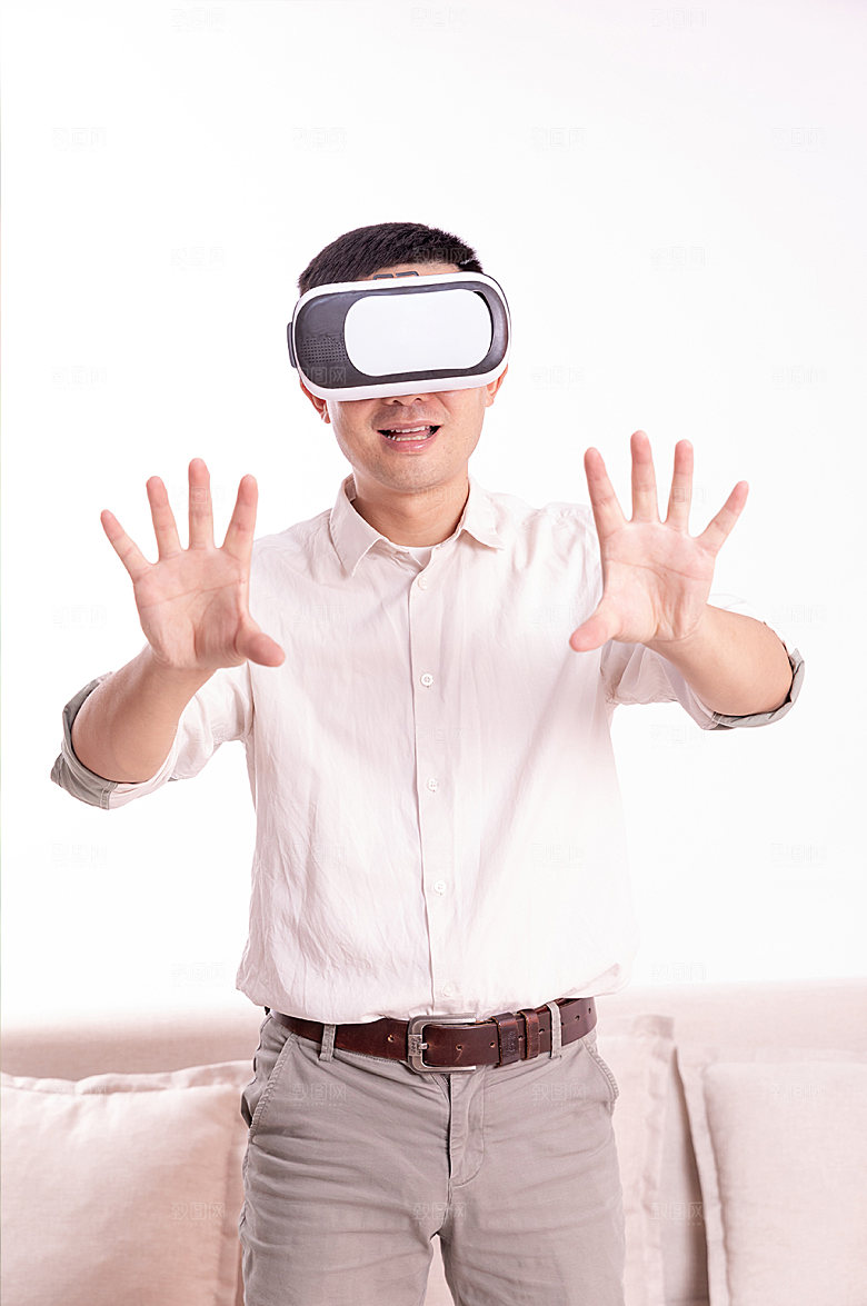 现代科技VR虚拟未来人物摄影图