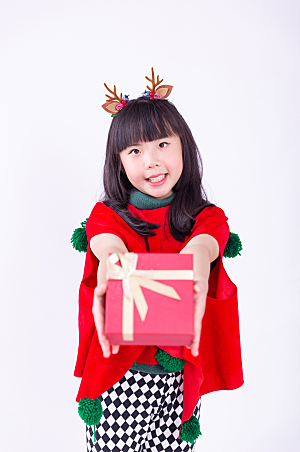 简洁拿着礼物盒的圣诞小女孩简洁摄影图