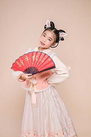 可爱贺岁春节人物摄影图片