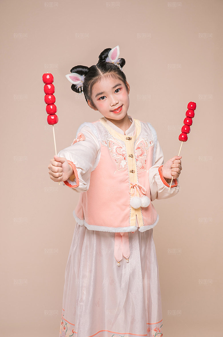 温馨兔年儿童人物摄影图精修