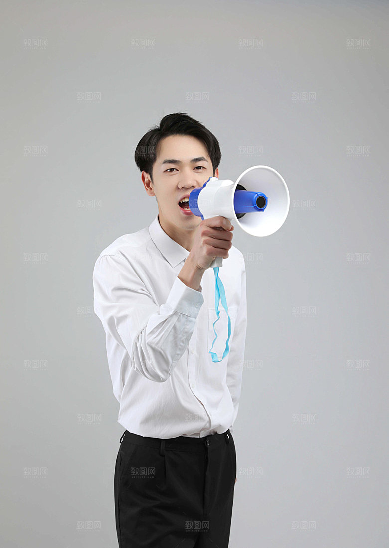 公告喇叭宣传人像摄影图