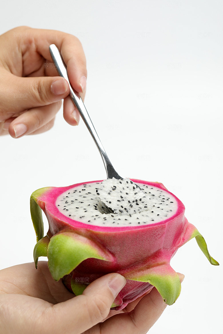 火龙果品尝美味摄影图