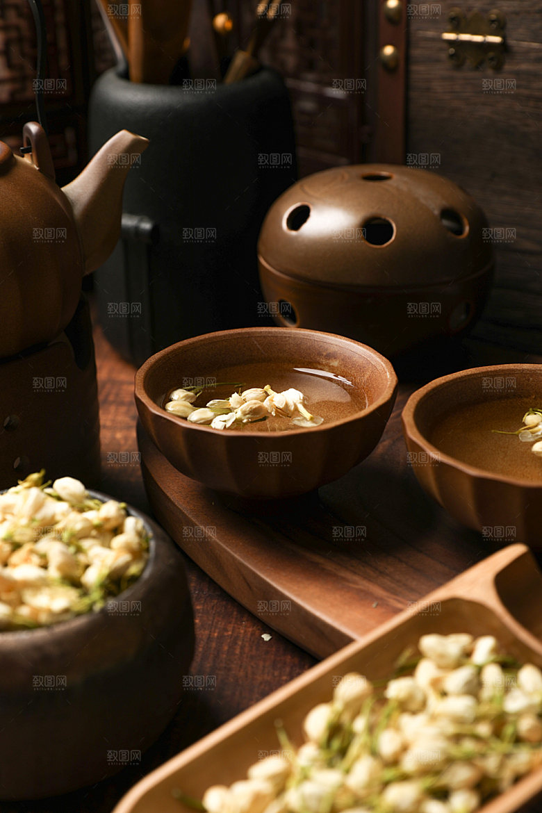 茉莉花茶泡茶摄影图