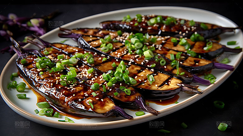 蒜蓉烤茄子特写高清摄影图
