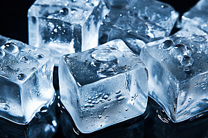 冰块透明创意摄影图
