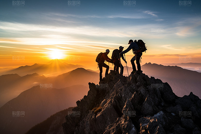 登山鸟瞰勇攀高峰摄影图