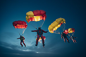 多人跳伞企业精神团队协作摄影图