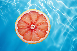 水中柑橘创意清爽摄影图
