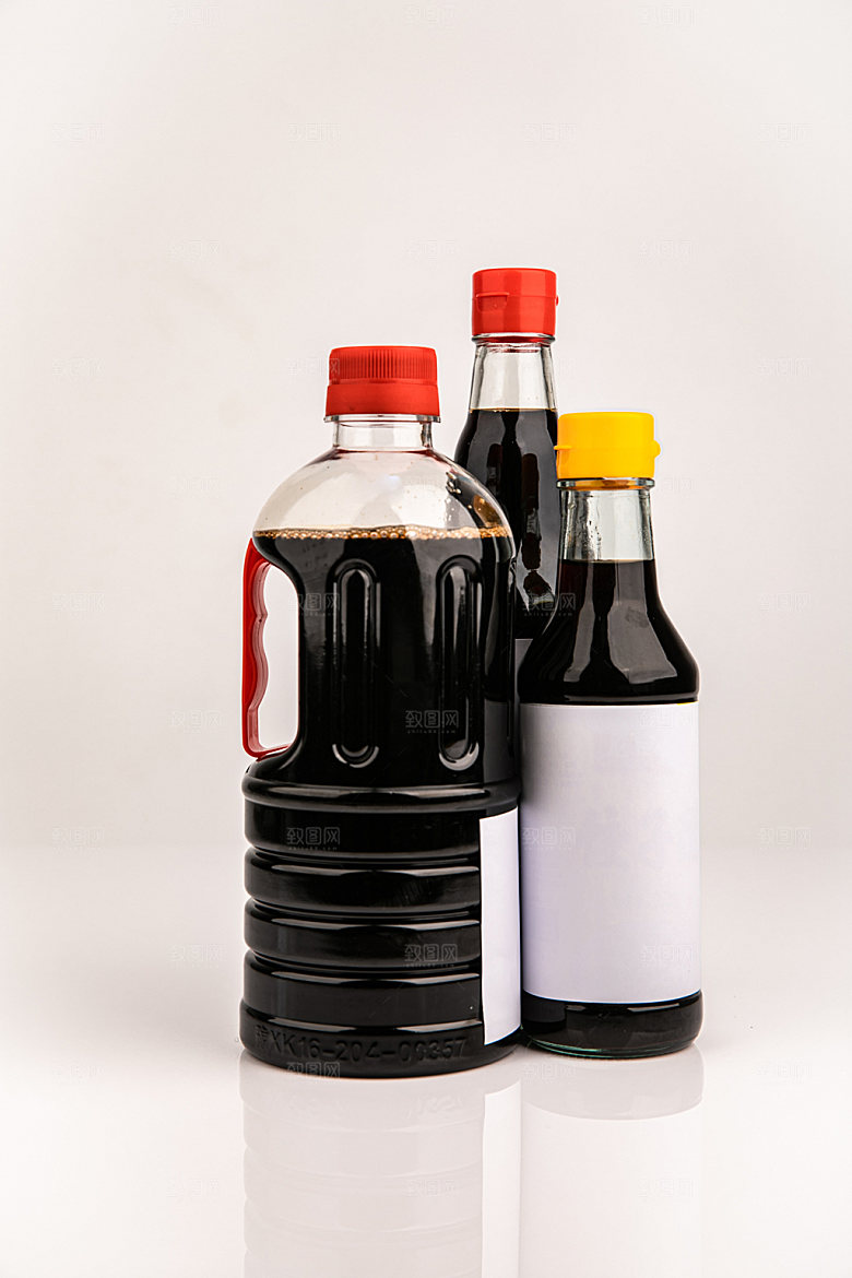 酱油一品鲜调料油摄影图