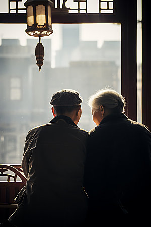 老人背影夫妻夕阳红摄影图
