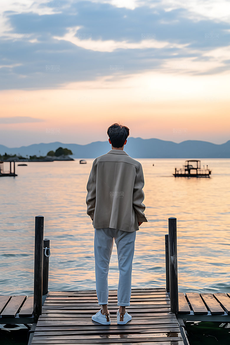 旅行背影独行出游摄影图
