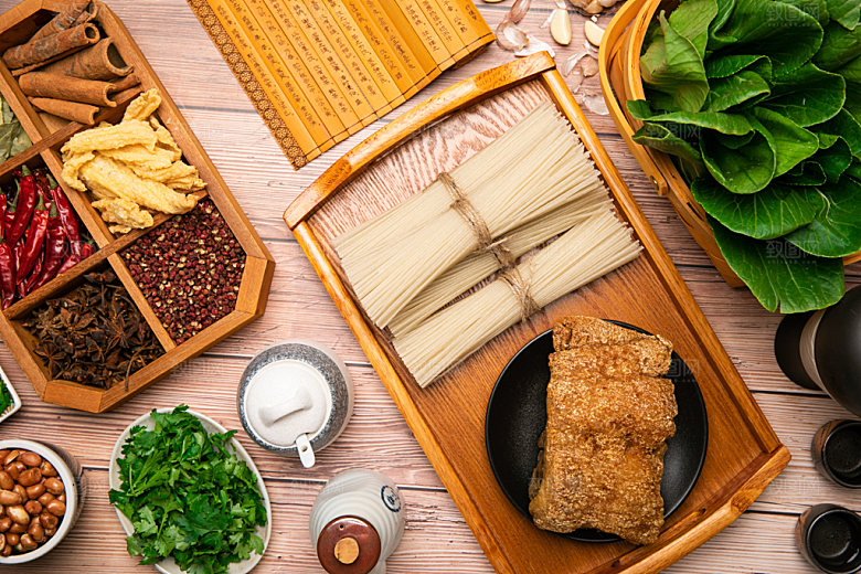 米粉美食汤粉摄影图