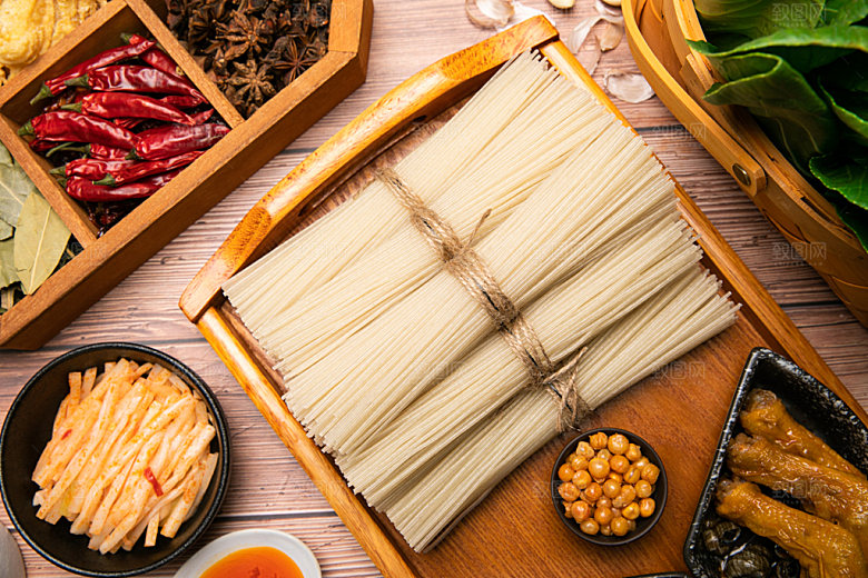 米粉汤粉美味摄影图