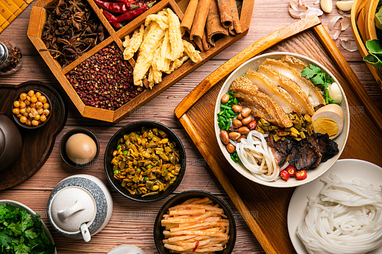 米粉汤粉红薯粉摄影图