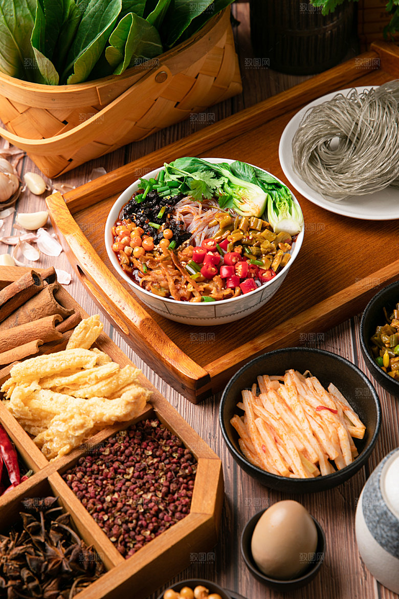 米粉美食红薯粉摄影图