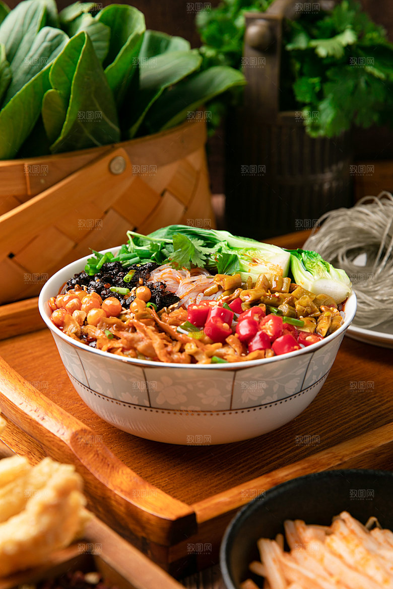 米粉红薯粉美味摄影图