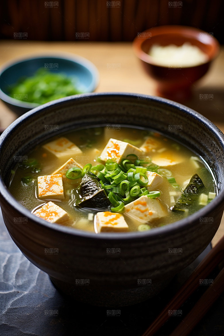 蘑菇菌汤美食素菜摄影图