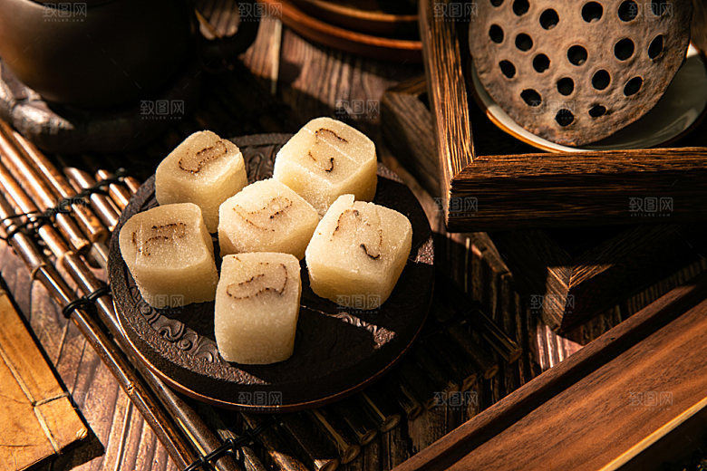 糯米糍点心甜点摄影图