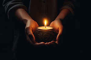 蜡烛祈愿高清摄影图