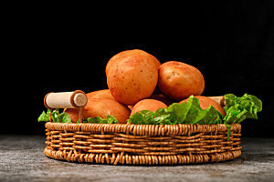 土豆烹饪蔬菜摄影图
